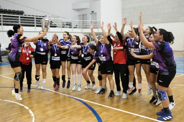 ΧΑΝΤΜΠΟΛ: Ιστορικός τίτλος για την ΕΝ Αθηένου!