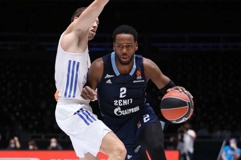 ΖΕΝΙΤ-ΜΠΑΣΚΟΝΙΑ 83-54: Σε στυλ… προπόνησης!