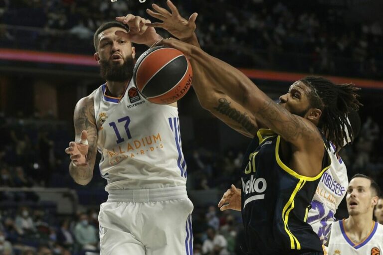 ΡΕΑΛ 70-69 ΦΕΝΕΡ: Το ρεκόρ του Πουαριέ έκρινε το ντέρμπι!