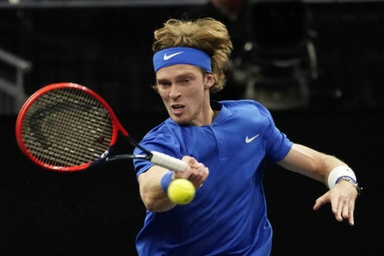 ATP Finals: Ρούμπλεφ ο 5ος για Τορίνο