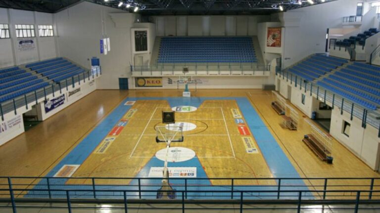 Οι ανεμβολίαστοι και οι αθλητικοί χώροι…