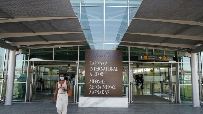 Αυτές είναι οι 8 χώρες που «μπλοκάρει» η Κύπρος…