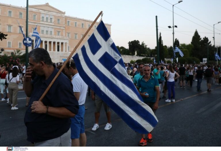 Eκτός κλειστών χώρων οι ανεμβολίαστοι στην Ελλάδα!