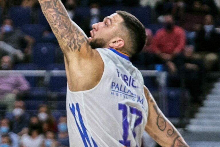 ΡΕΑΛ 79-67 ΕΡ. ΑΣΤΕΡΑΣ: Ωραία που ‘ναι η… κορυφή!