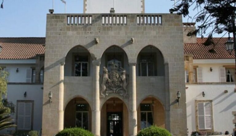 Ο κοινωνικός ιστός αλλοιώνεται η Επ. Παιδιού αντιπολιτεύεται