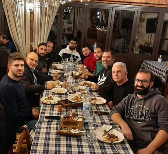 ΝΕΑ ΣΑΛΑΜΙΝΑ: Δεξιώθηκε τους προπονητές!