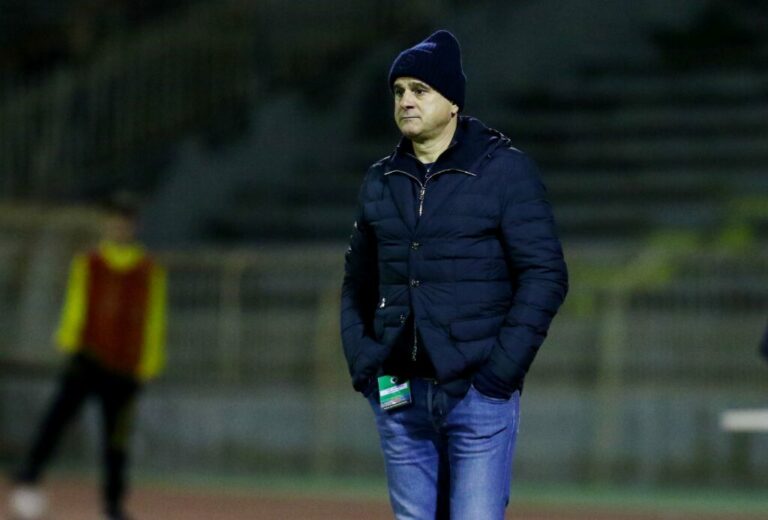 Ο σέντερ φορ που θα ‘ρθει και ο σέντερ φορ… Τζίμης!