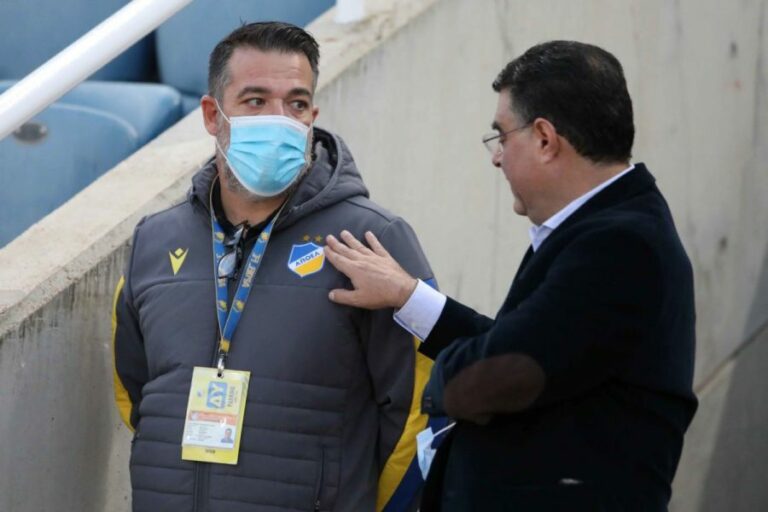 ΠΕΤΕΒΙΝΟΣ: «9.500 ΑΠΟΕΛίστες έχουν εξασφαλισμένη θέση» (ΤΙ ΕΙΠΕ ΓΙΑ ΜΕΤΑΓΡΑΦΙΚΑ)
