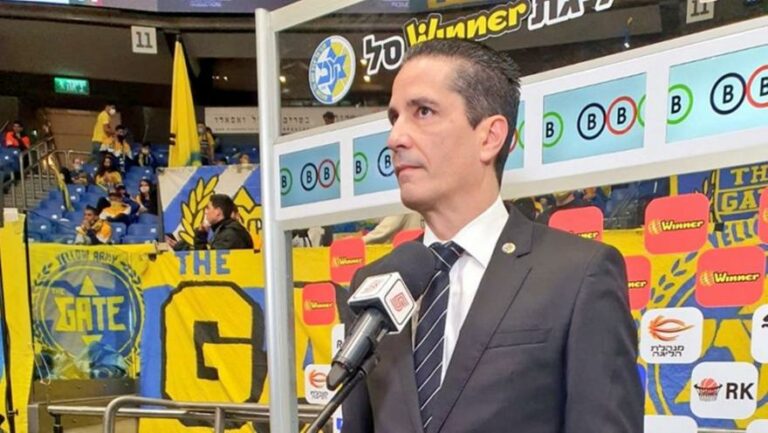 ΜΑΚΑΜΠΙ: «Τέλος οι φήμες, ο Σφαιρόπουλος παραμένει στον πάγκο!»