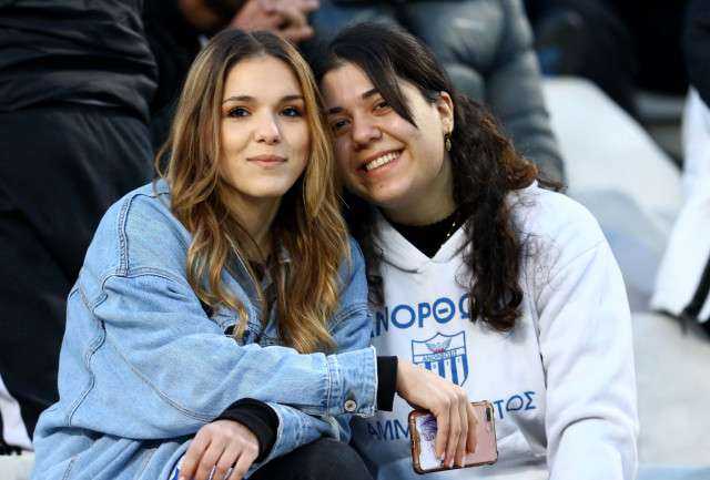 ΦΩΤΟΡΕΠΟΡΤΑΖ: Ο κόσμος στο ΑΠΟΕΛ-Ανόρθωση!