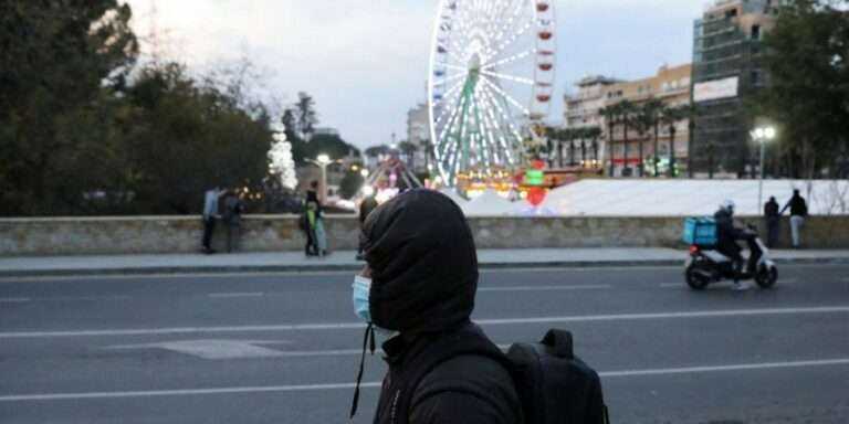 Τέσσερις θάνατοι και 2.200 νέα κρούσματα…