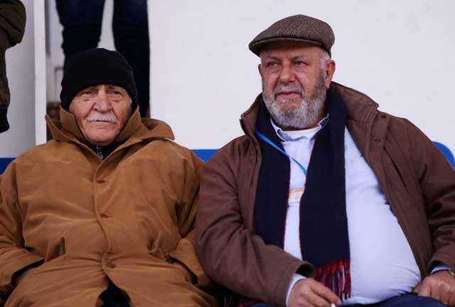 ΕΧΕΙ ΕΛΠΙΔΕΣ;