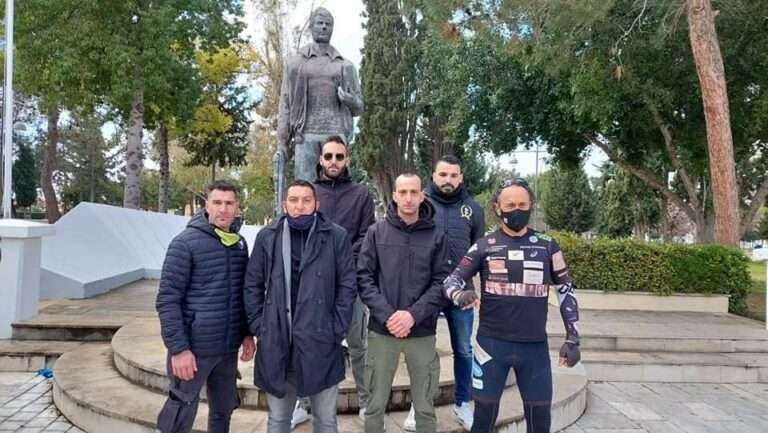 Κατέθεσαν στεφάνια στον ανδριάντα του Ευαγόρα Παλληκαρίδη