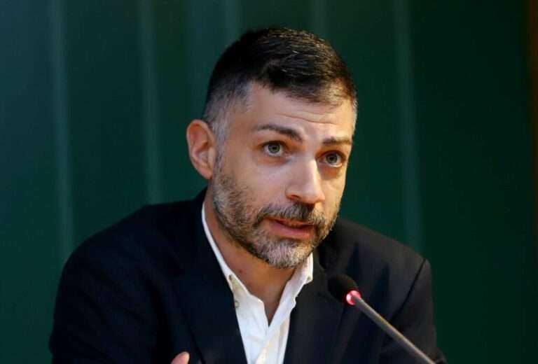 ΜΠΕΡΓΚ-ΛΕΝΟΝ: «Δεν υπάρχει σωστό ή λάθος»