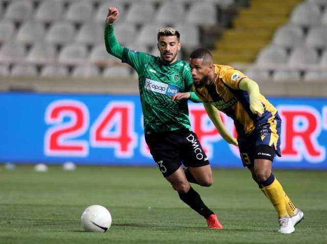 Ολυμπιακός 0-1 ΑΕΛ: «Διπλό» με σβηστές μηχανές… (ΦΩΤΟΣ)