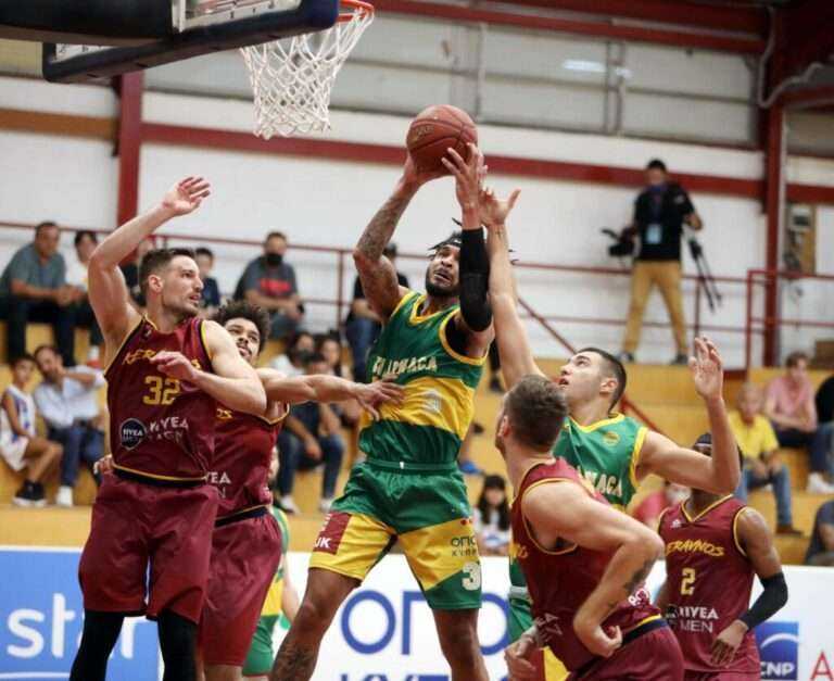 Σούπερ ντέρμπι, κρίνεται η πρωτιά (ΒΑΘΜΟΛΟΓΙΑ)