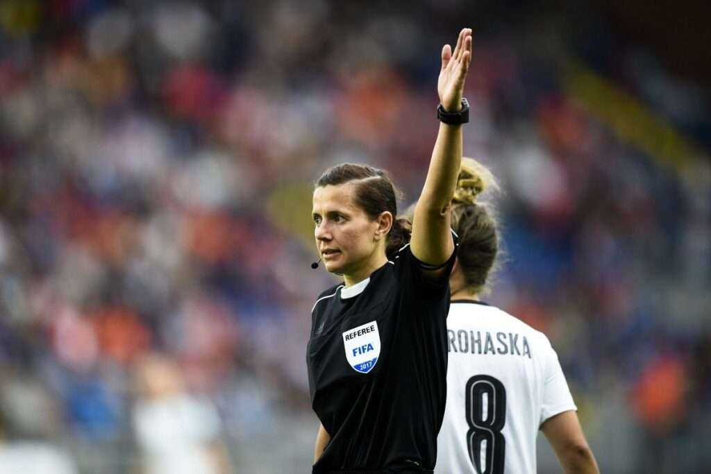 REF