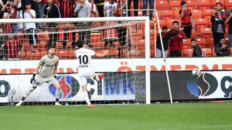 Το Fair Play της χρονιάς με χαμένο πέναλτι στο 99’! (ΒΙΝΤΕΟ)