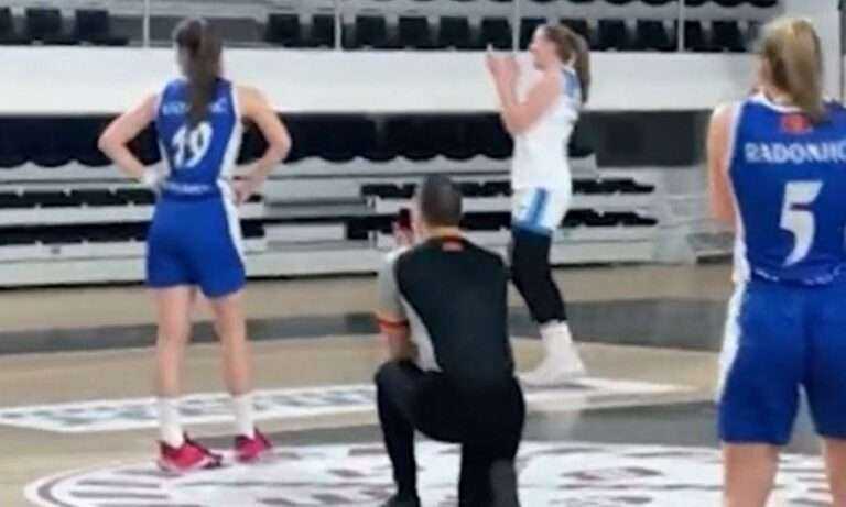 Διαιτητής έκανε πρόταση γάμου σε παίκτρια όταν πήγε να εκτελέσει βολές! (ΒΙΝΤΕΟ)
