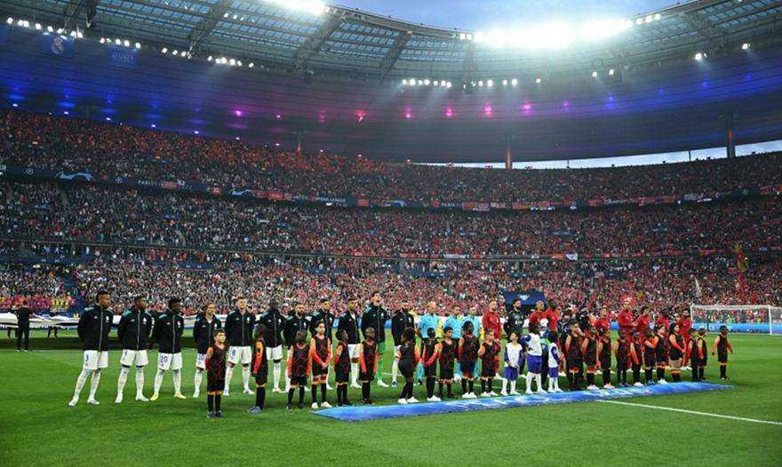Αποδοκιμασίες στη διάρκεια του ύμνου του Champions League (ΒΙΝΤΕΟ)