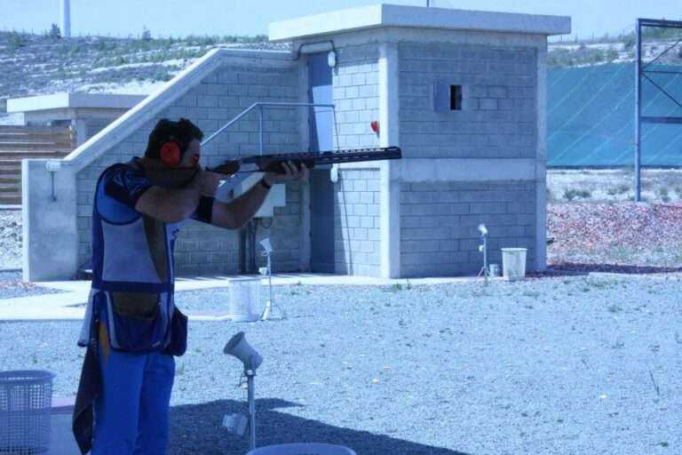 «Τέσσερα παγκόσμια, κανένας αθλητής του τραπ»! (BINTEO)