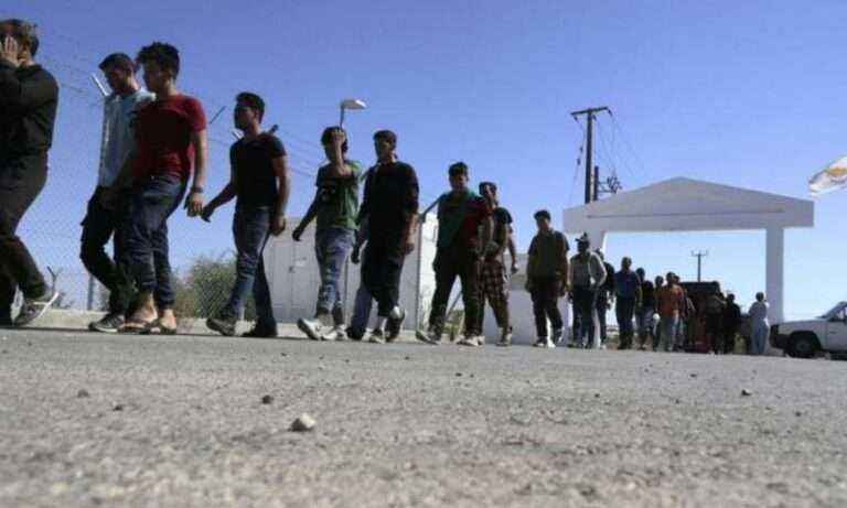 Προσφυγικό: Παιδιά κοιμούνται στο πάτωμα – 109 εξαφανίσεις από το 2018