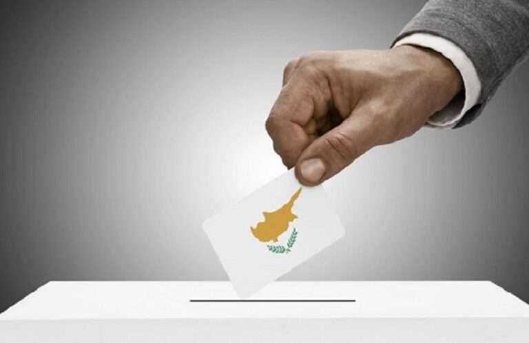 Ύστατη προσπάθεια κεντρώων για συμμαχία στις Προεδρικές