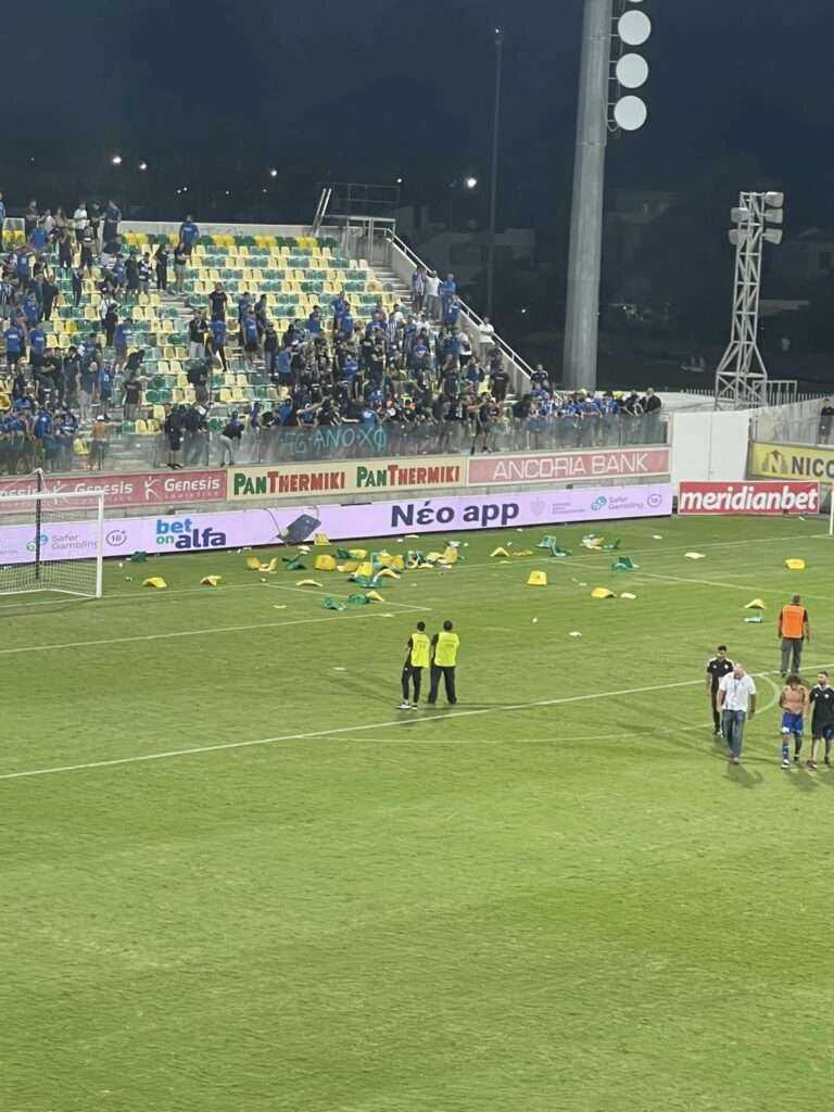 «Απαγόρευση εισόδου επ’ αόριστον…» (ΑΠΟΦΑΣΕΙΣ)