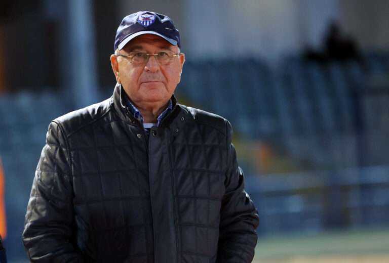 Ο προβληματισμένος Πουλλαΐδης και το ΑΠΟΕΛ!