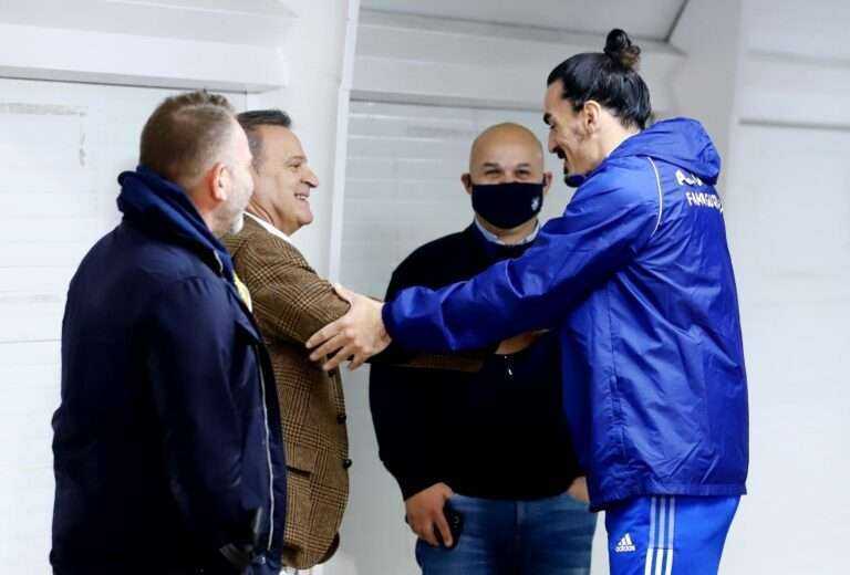 Έχει θέμα Λάζαρου με ΑΠΟΕΛ;