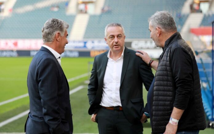 b8e923fb-ebb7-4330-bdbf-f8a30d74e8aa_simospapastavrougrigori
