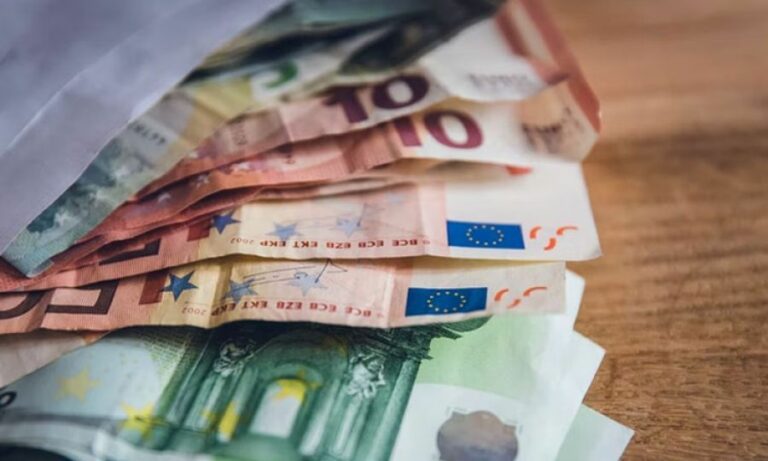 Ορόκλινη: Μπήκαν σε δωμάτιο τουρίστα και έκλεψαν πάνω από 88 χιλιάδες ευρώ