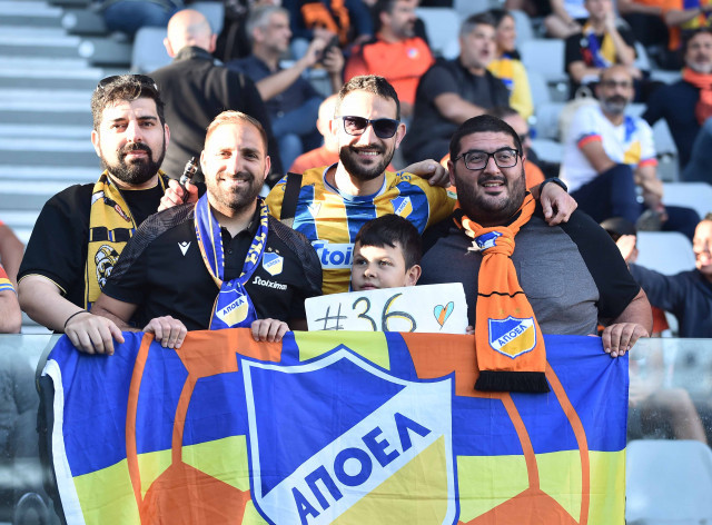 ΑΠΟΕΛΙΣΤΕΣ…