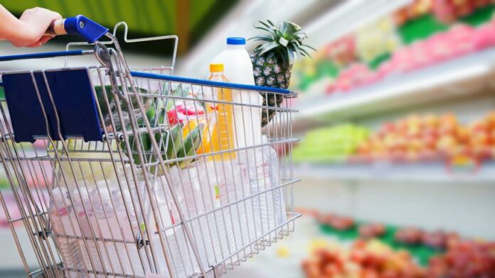 10-germiest-things-grocery-store-today-170324-tease
