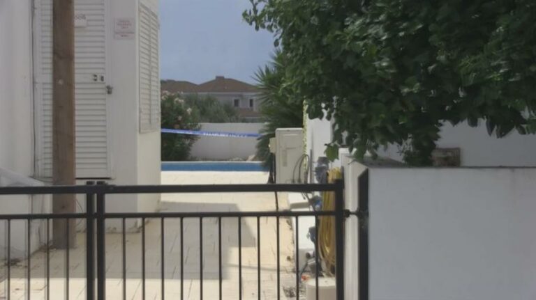 Αυτή είναι η αιτία θανάτου του 4χρονου αγοριού που ξεψύχησε σε πισίνα στην Έμπα…