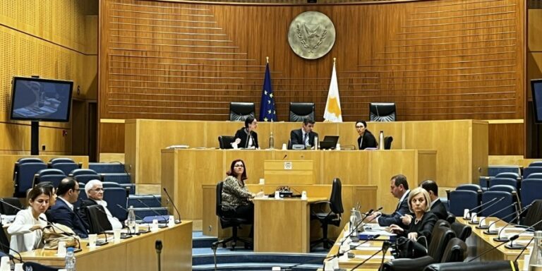 Αλαλούμ με τους κόκκινους φάκελους UEFA – Άγνωστο πού πάνε και ποιοι ερευνούν
