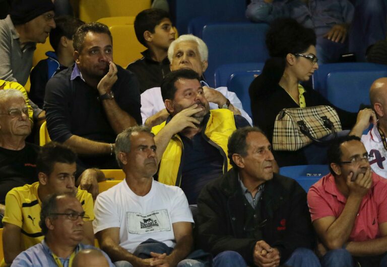 ΕΡΧΕΤΑΙ ΔΗΛΩΣΗ…