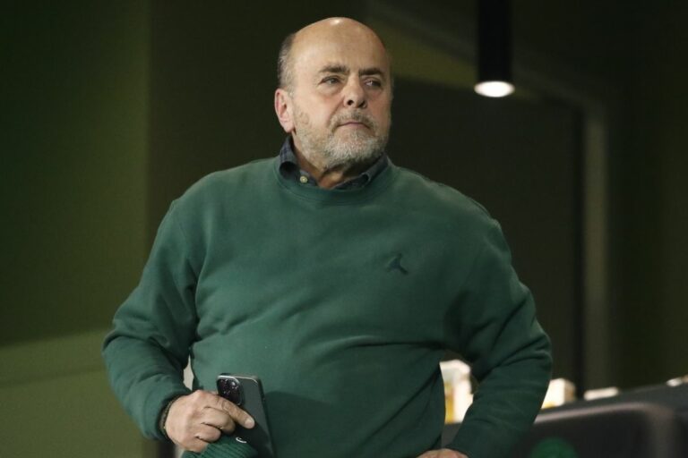 «Η ΑΕΚ έκλεψε το πρωτάθλημα με τη διαιτησία…»