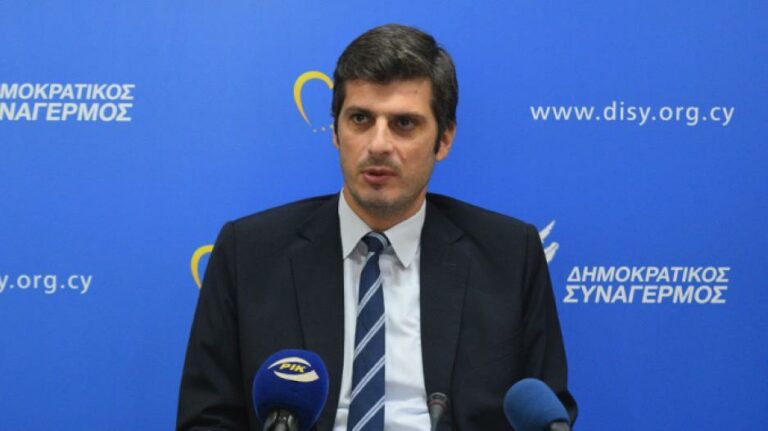 «Ο Νικόλας Παπαδόπουλος είναι ο ορισμός του πολιτικού κατεστημένου»
