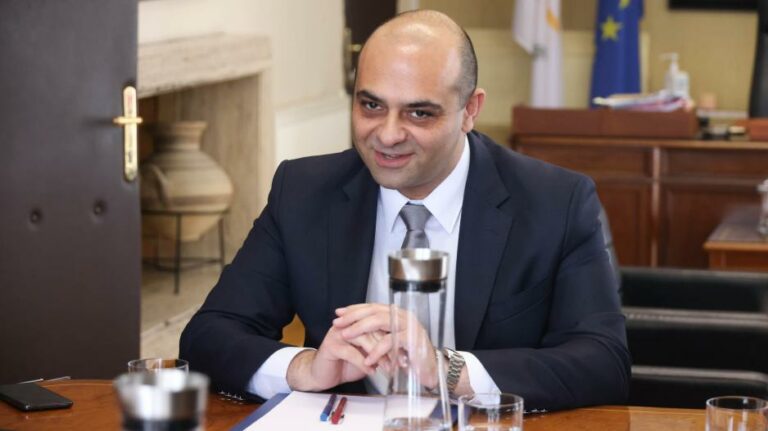 Σε ρυθμίσεις για το ωράριο των πολυτέκνων προχωρεί το Υπ. Εργασίας…
