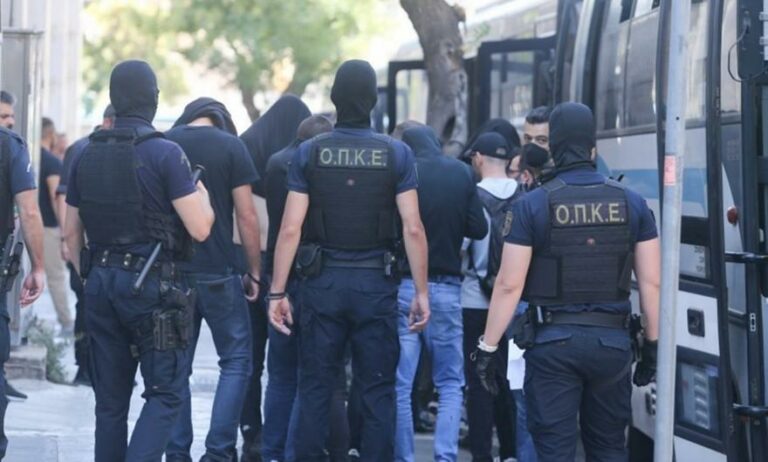 Ποινική δίωξη για 4 κακουργήματα και 7 πλημμελήματα σε βάρος των 104 συλληφθέντων!
