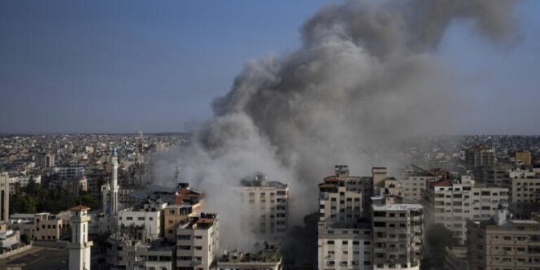 Πόλεμος Ισραήλ: Αυξάνεται ο αριθμός των νεκρών – Παιχνίδια με ομήρους