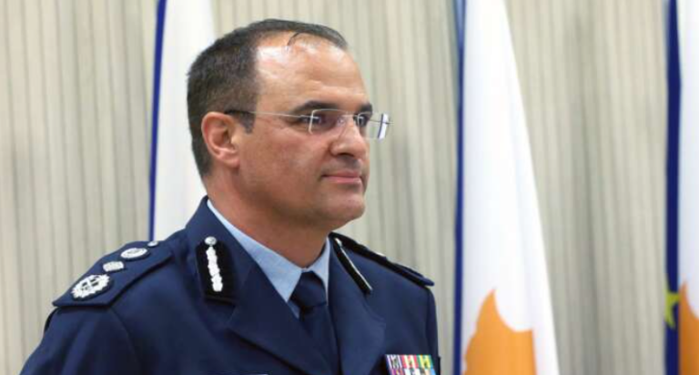 Παρατείνεται το «σήριαλ» για παύση του Αρχηγού Αστυνομίας – Αντιδράσεις για τη στάση Χριστοδουλίδη