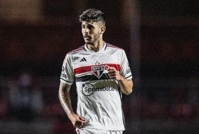 w03-141215LucasBeraldo