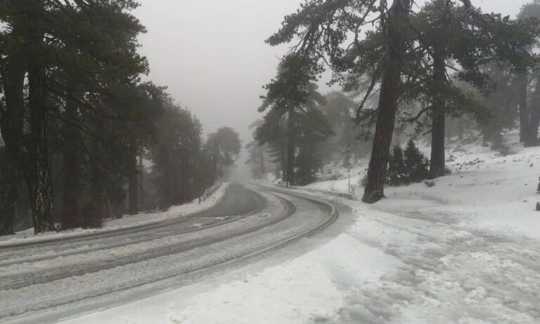 ΠΡΟΣΟΧΗ! Αυτοί οι δρόμοι παραμένουν επικίνδυνοι και ολισθηροί λόγω χιονόπτωσης