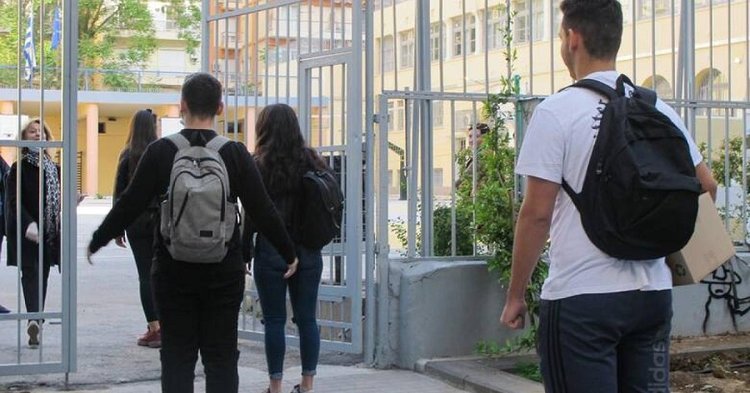 Με απουσίες 4-9% η επιστροφή των μαθητών στα σχολεία-Εκτός δράσης και εκπαιδευτικοί