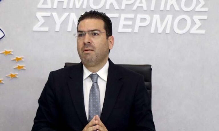 Δίπλαρος: Ρωτήστε τον Αβέρωφ – Τι απαντά στον Πέτρο Δημητρίου