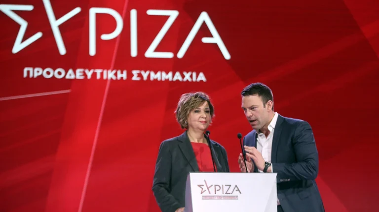 Συνέδριο ΣΥΡΙΖΑ: Οι έντονοι διάλογοι Κασσελάκη με Γεροβασίλη από το βήμα – Πώς φτάσαμε στο «εκλογές τέλος»