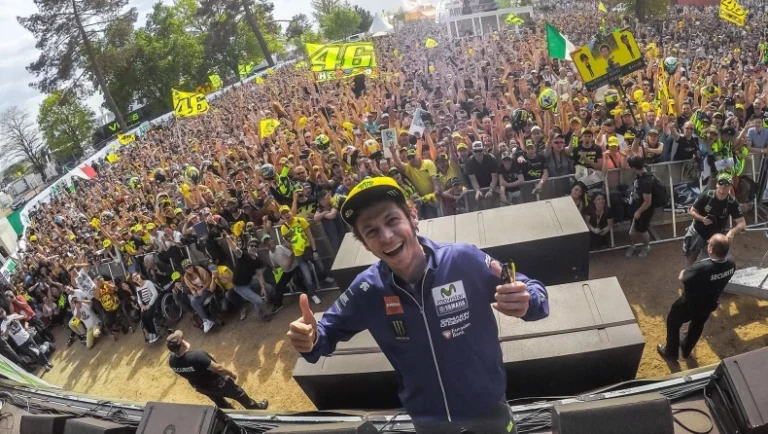 Βαλεντίνο Ρόσι: Ο «Γιατρός» του MotoGP γίνεται 45 ετών…