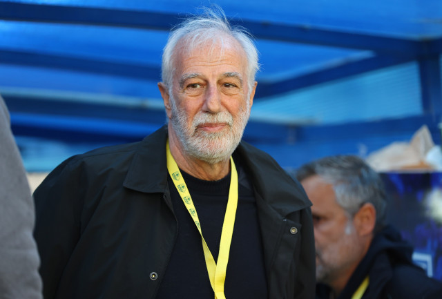 ΤΟ ΘΕΛΕΙ ΠΟΛΥ…